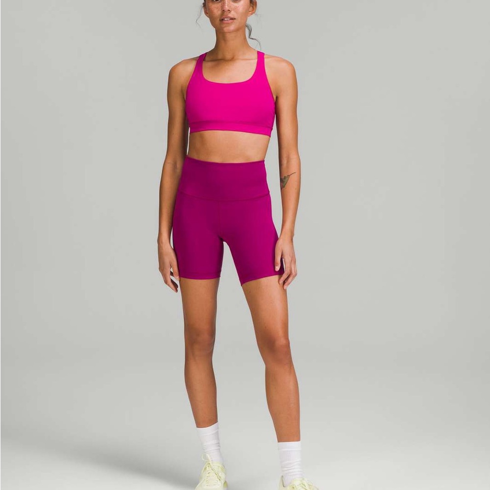 Wunder Train High Rise Short 6” Size 4